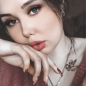 Светлана из Омска, мне 22, познакомлюсь на одну ночь