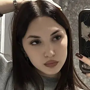 Екатерина из Екатеринбурга, мне 20, познакомлюсь на одну ночь