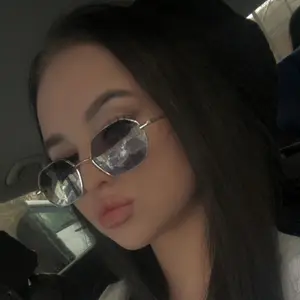 Полина из Ижевска, мне 25, познакомлюсь без обязательств