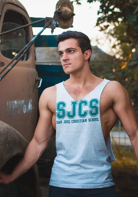 Andrew з Чернівців, шукаю на сайті знайомства на одну ніч