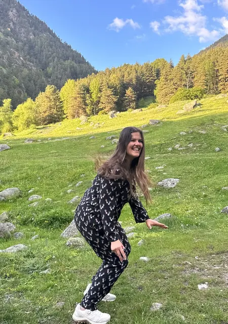 Я Аня, 29, из Севастополя, ищу знакомство для открытые отношения