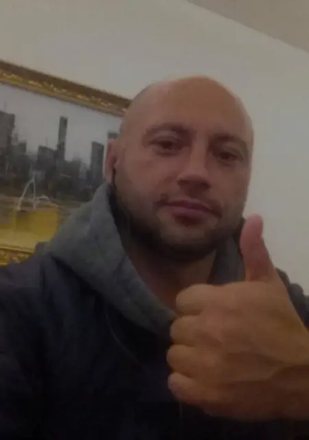 Я Vlad, 37, знакомлюсь без обязательств в Пензе