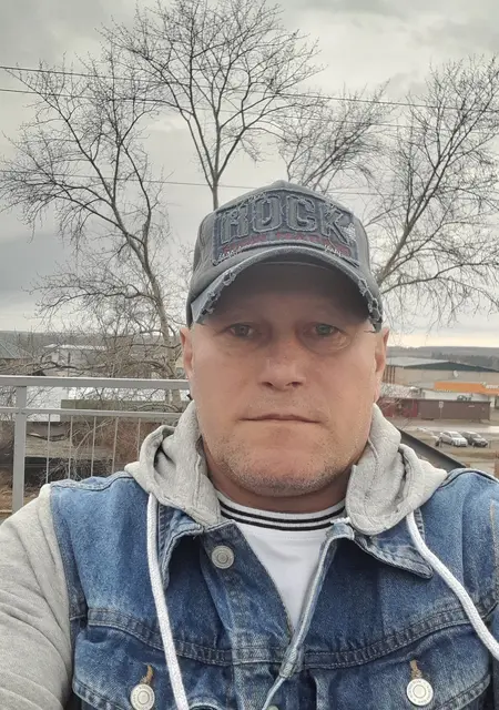 Владимир из Красноярска, мне 52, познакомлюсь без обязательств