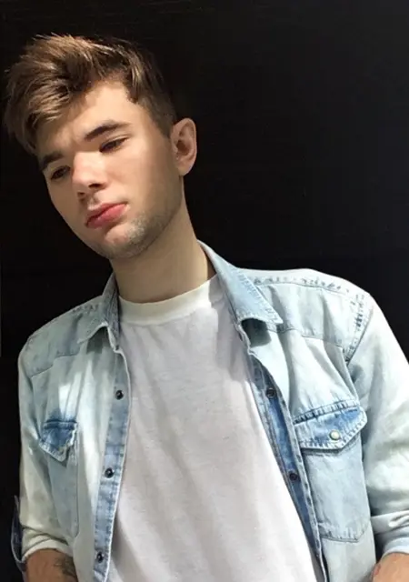 Я Олег, 26, знакомлюсь для приятного времяпровождения в Муравленко