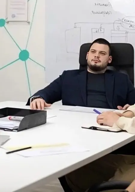 Антон из Орла, мне 26, познакомлюсь на одну ночь