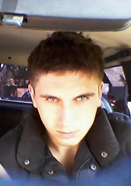 Vlad из Березников, ищу на сайте знакомства на одну ночь