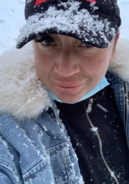 Я Алеся, 35, из Санкт-Петербурга, ищу знакомство для постоянных отношений