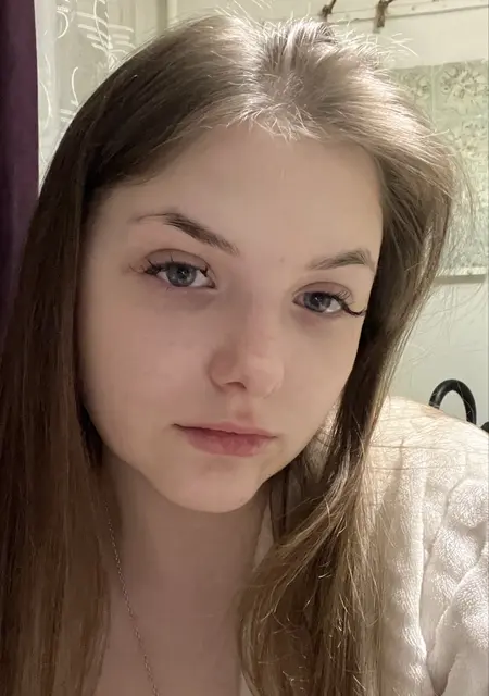Я Neskviki, 18, из Нижнего Новгорода, ищу знакомство для открытые отношения