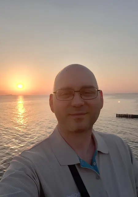 Roman из Петрозаводска, ищу на сайте знакомства на одну ночь