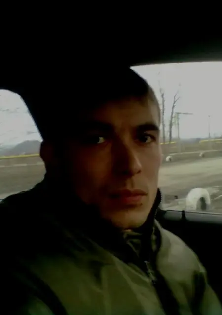 Кирил из Шахт, ищу на сайте знакомства на одну ночь