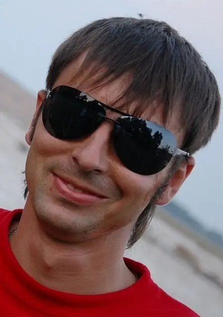 Я Роман, 40, знакомлюсь для общения в Новопавловске