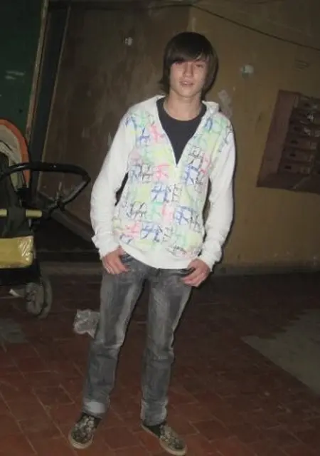 Егор из Слободского, ищу на сайте знакомства на одну ночь