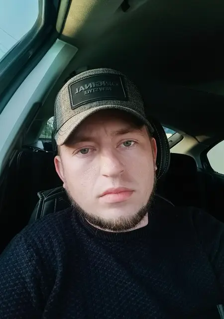 Я Василий, 29, знакомлюсь для общения в Элисте