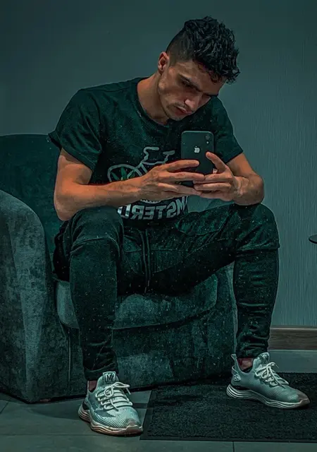 Ibrahim из Курска, мне 27, познакомлюсь для дружбы