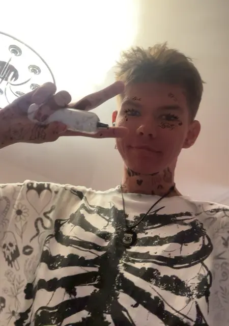 Я Lulu, 21, знакомлюсь на одну ночь в Сочи