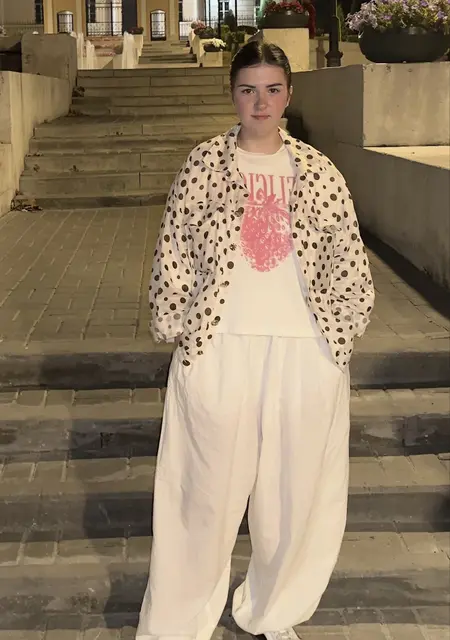 Я Милана, 20, из Москвы, ищу знакомства без обязательств