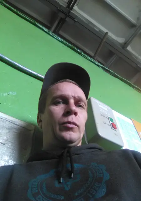 Алексей из Воткинска, мне 42, познакомлюсь на одну ночь