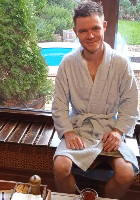 Я Алексей, 34, из Екатеринбурга, ищу знакомство для приятного времяпровождения