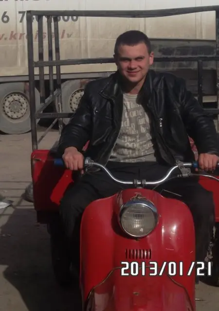 Саня из Глубокого, мне 38, познакомлюсь на одну ночь