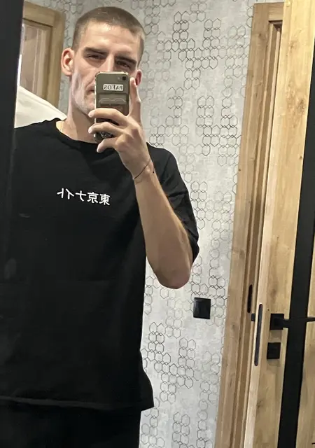 Станислав з Бердянська, шукаю на сайті знайомства без зобов'язань