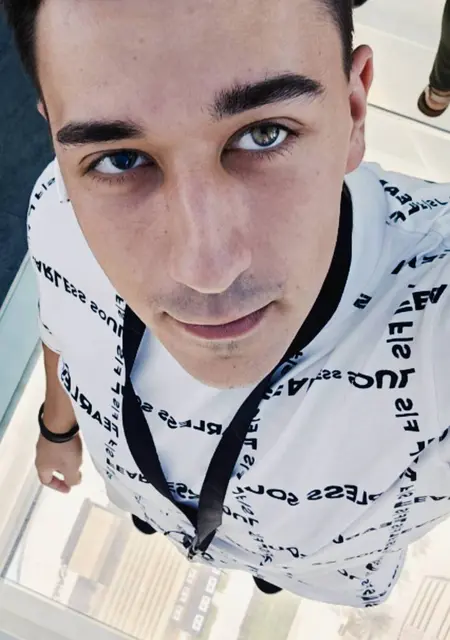 Я Алексей, 25, знакомлюсь на одну ночь в Набережных Челнах