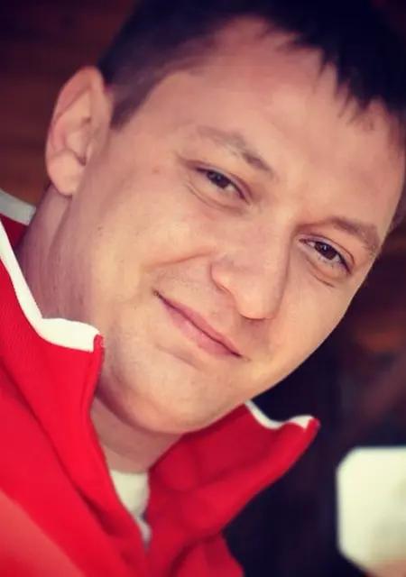 Я Евгений, 40, знакомлюсь для приятного времяпровождения в Долгопрудном