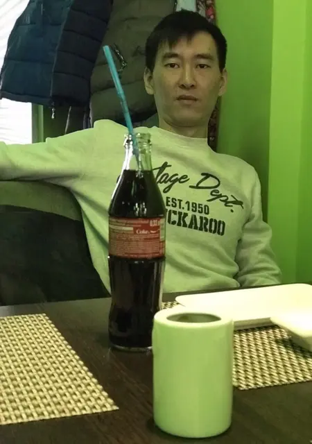 Я Дмитрий, 39, из Сосновоборска, ищу знакомства без обязательств