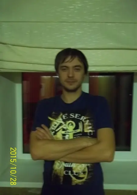 Роман из Клинцов, мне 44, познакомлюсь на одну ночь