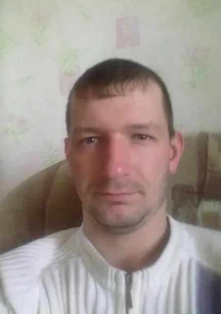 Жекан из Артема, ищу на сайте знакомства на одну ночь