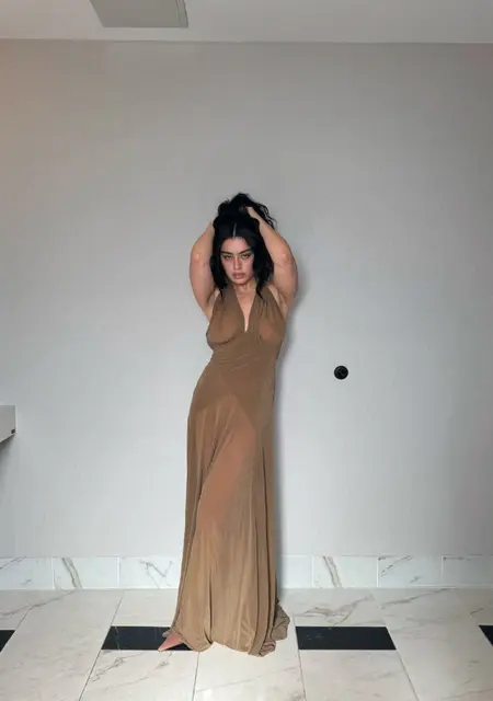 Я Bella, 25, из Нальчика, ищу знакомство для общения