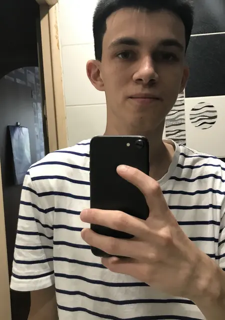 Я Роман, 27, из Уфы, ищу знакомство для приятного времяпровождения