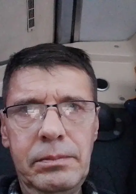 Я Валодя, 45, из Липецка, ищу знакомства без обязательств