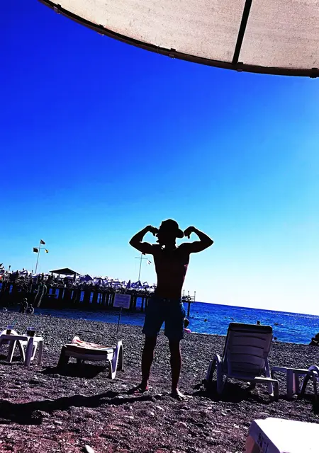 Никита из Коврова, мне 26, познакомлюсь на одну ночь