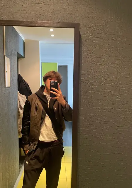 Glushok из Челябинска, мне 19, познакомлюсь на одну ночь