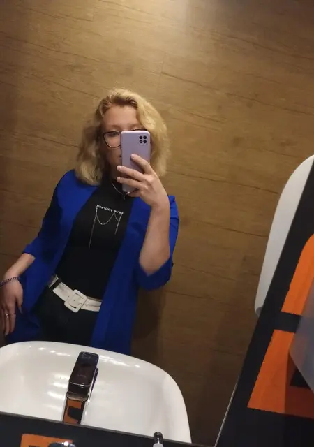 Я Мирослава, 24, из Тюмени, ищу знакомство для постоянных отношений
