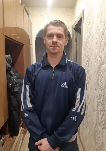 Я Дима, 45, из Ульяновска, ищу знакомства без обязательств