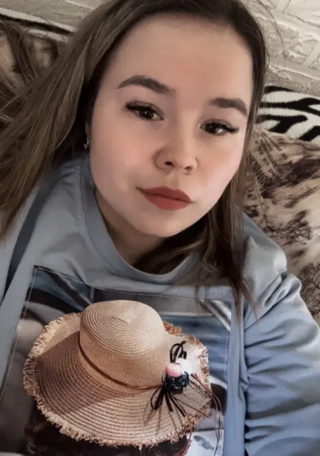 Марина из Ижевска, ищу на сайте приятное времяпровождение