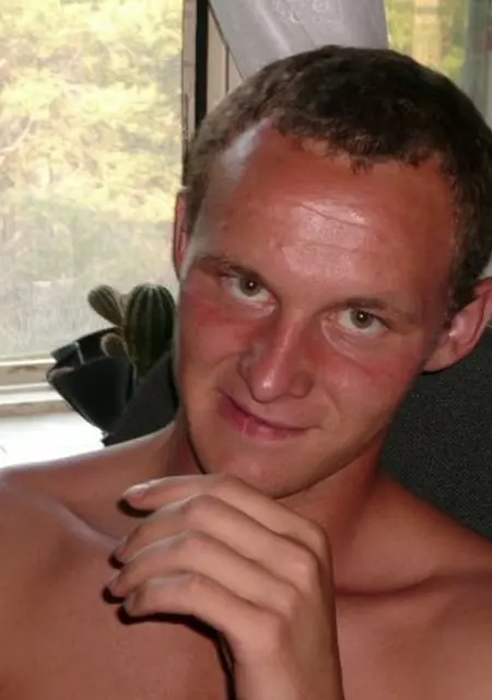 Я Антон, 39, знакомлюсь для постоянных отношений в Ухте