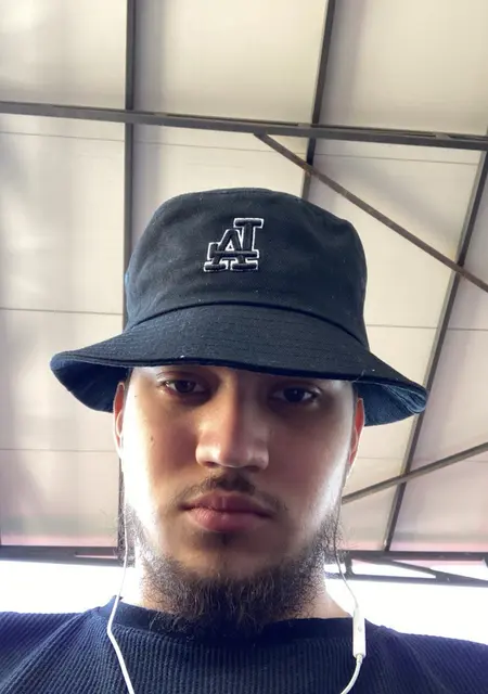 Я Камиль, 24, знакомлюсь без обязательств в Альметьевске