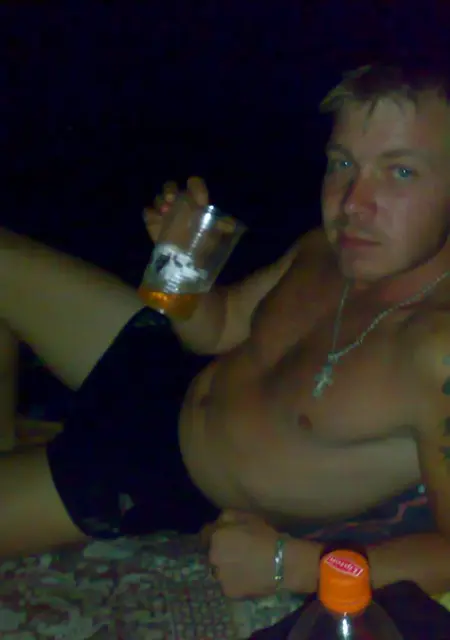 Михаил из Туапсе, ищу на сайте знакомства на одну ночь