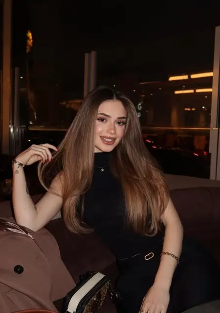 Я Лиза, 22, из Симферополя, ищу знакомство для общения