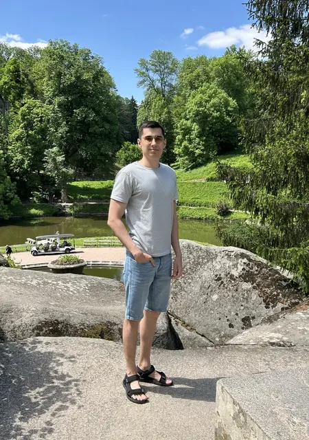 Я Dmytro, 27, знакомлюсь для дружбы в Москве