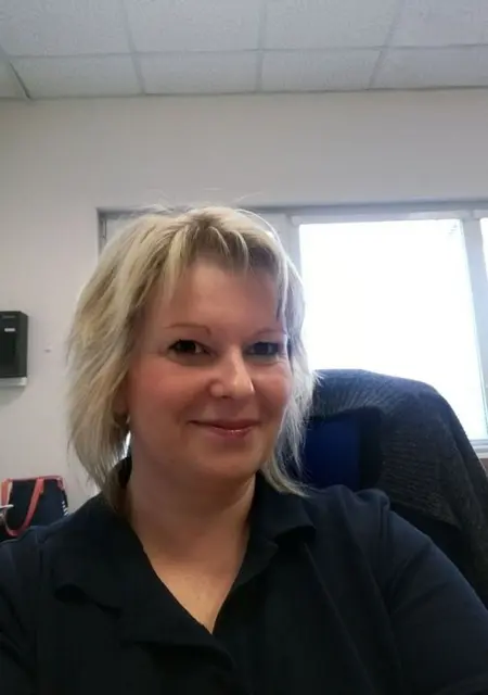 Я Jana, 42, из Праги, ищу знакомство