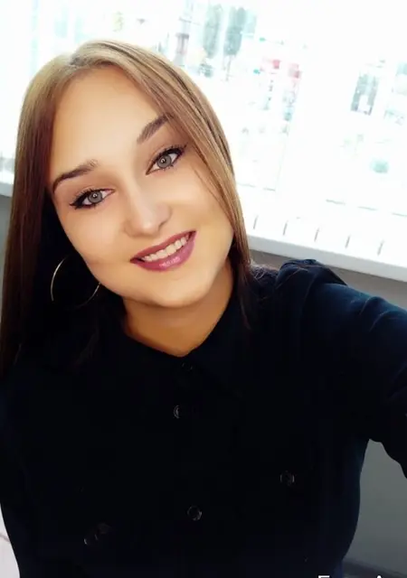 Оксана из Севастополя, ищу на сайте приятное времяпровождение