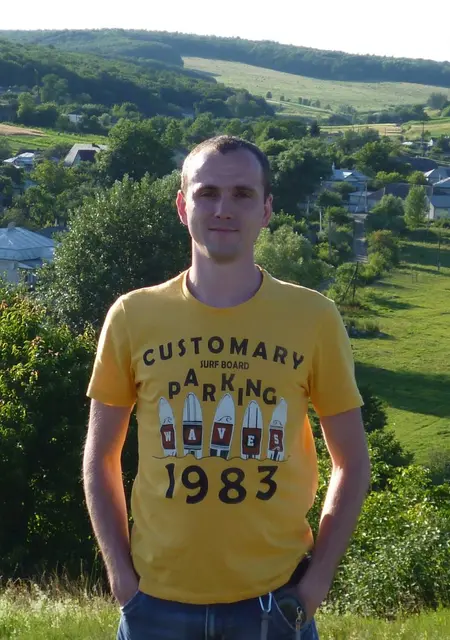 Евгений из Каменского, мне 39, познакомлюсь на одну ночь