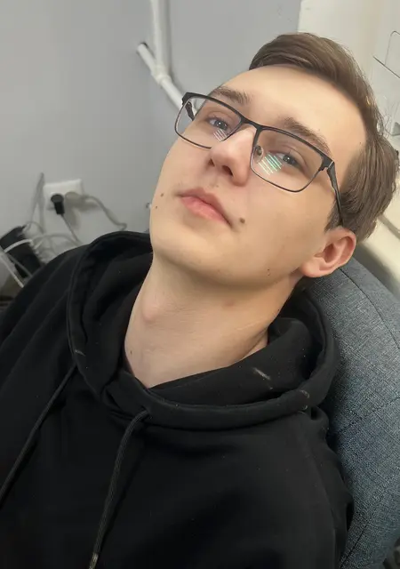 Я Андрей, 23, из Георгиевска, ищу знакомства без обязательств