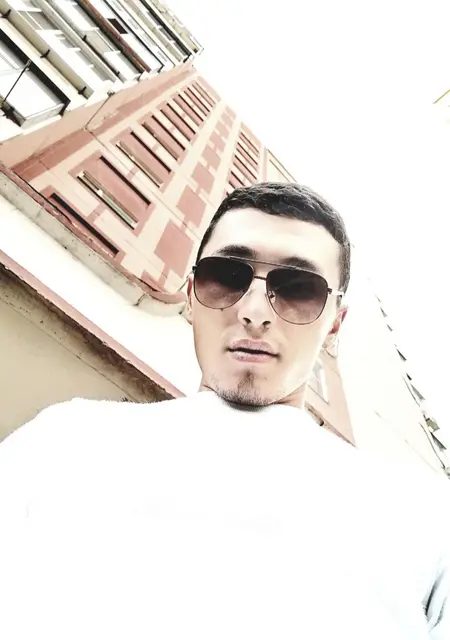 Я Р О М А, 29, знакомлюсь без обязательств в Липецке