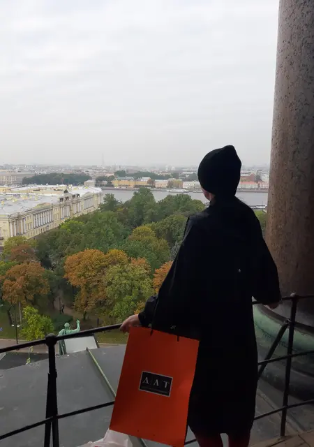 Ксения из Екатеринбурга, ищу на сайте приятное времяпровождение