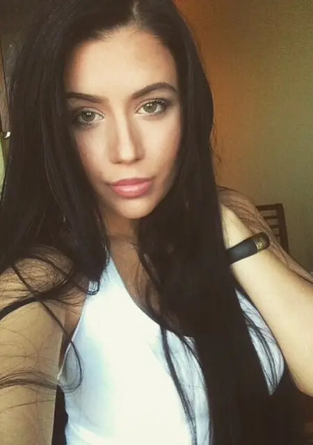 Я Ариша, 33, из Красноярска, ищу знакомства без обязательств