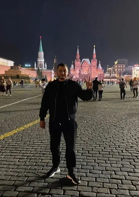 Я Вася, 31, из Новороссийска, ищу знакомство для приятного времяпровождения